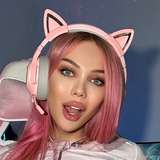 285788544113324032 from fansly